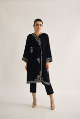 DA-1726 BLACK EMBROIDERED KURTA